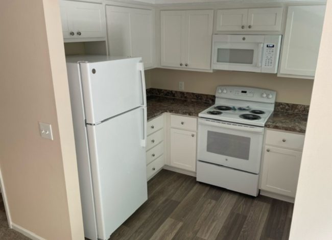 Hideaway Apartments another kitchen view